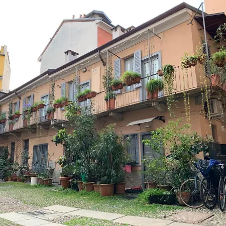 Bilocale Di Ringhiera In Corso Como/Garibaldi Milan Exterior photo
